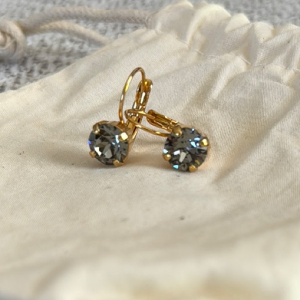 NEW Elegant Gold Crystal Earrings